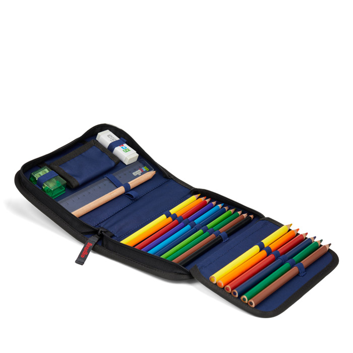 01273-90108-10-ergobag-Hard_Pencil_Case-TaekBeardo_02 Зареден несесер за първокласник TaekBeardo, 22 части | ergo-bags.bg